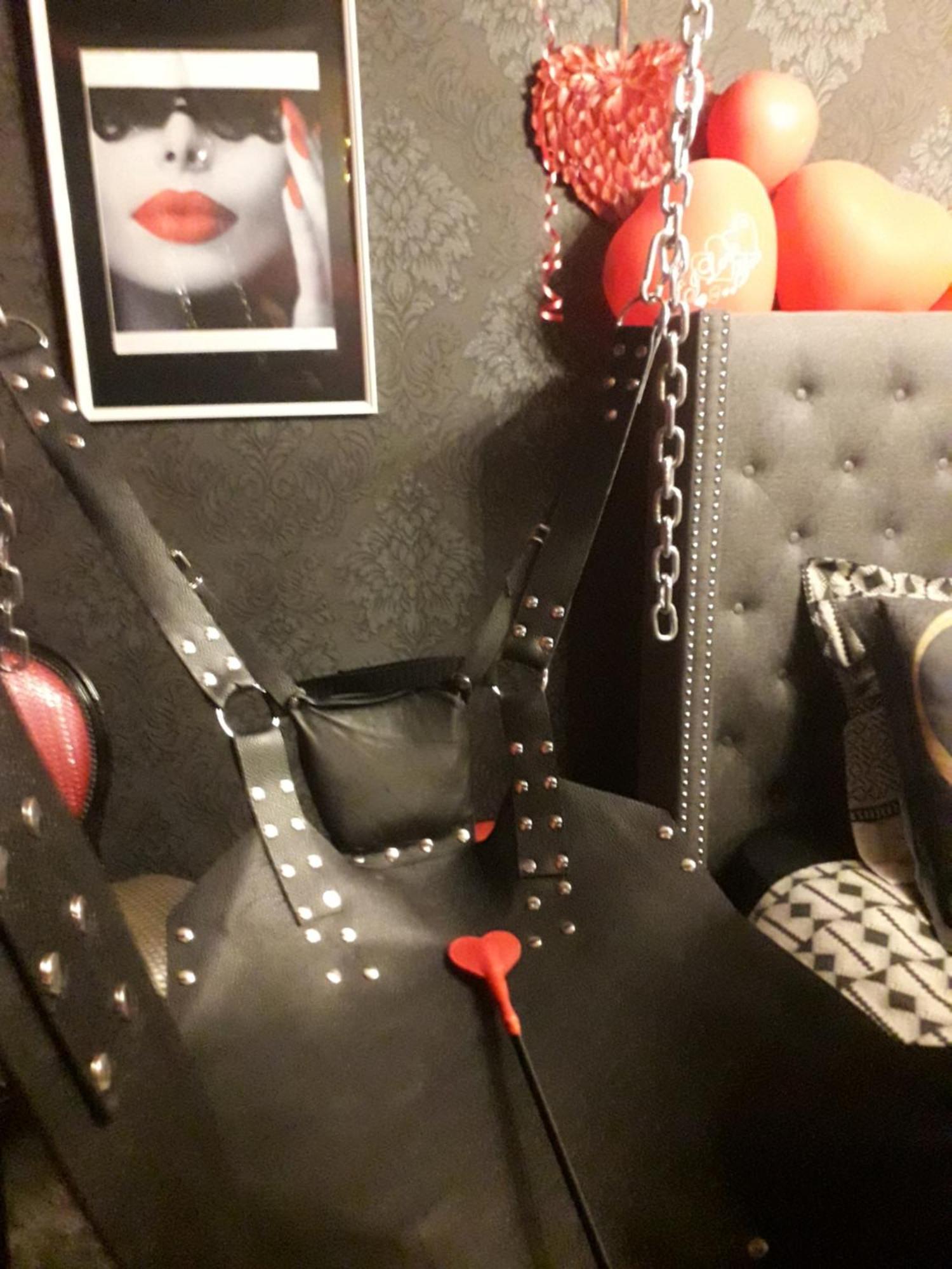 Love Room Le Rouge Et Noir Barr Exterior foto
