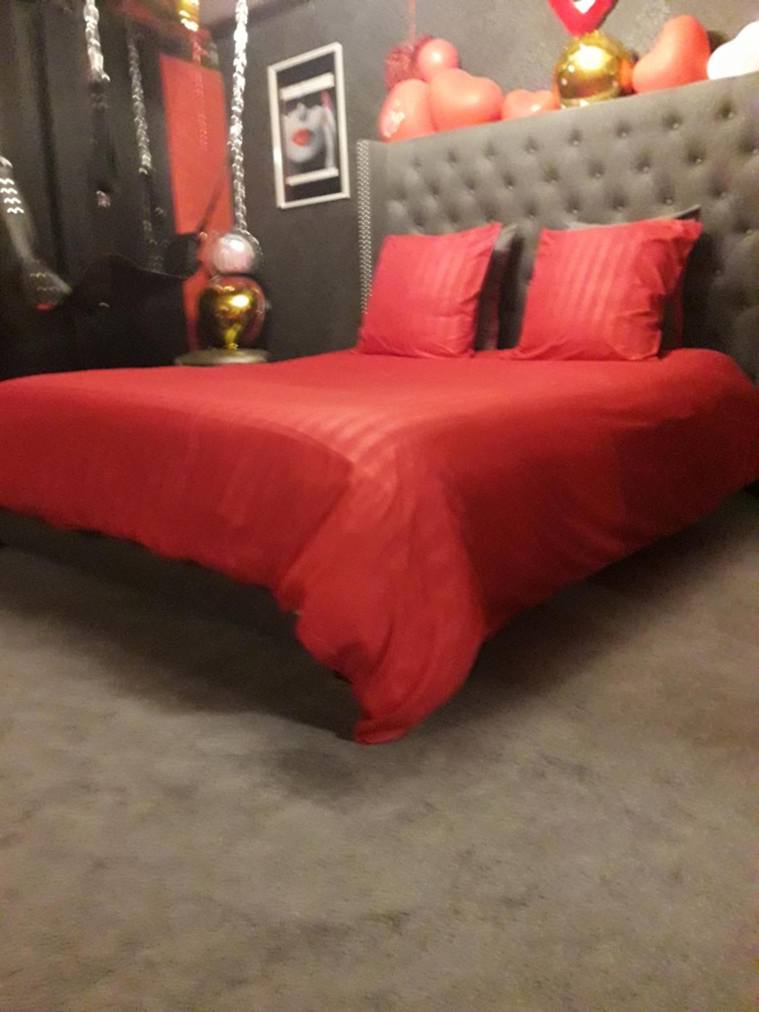 Love Room Le Rouge Et Noir Barr Exterior foto